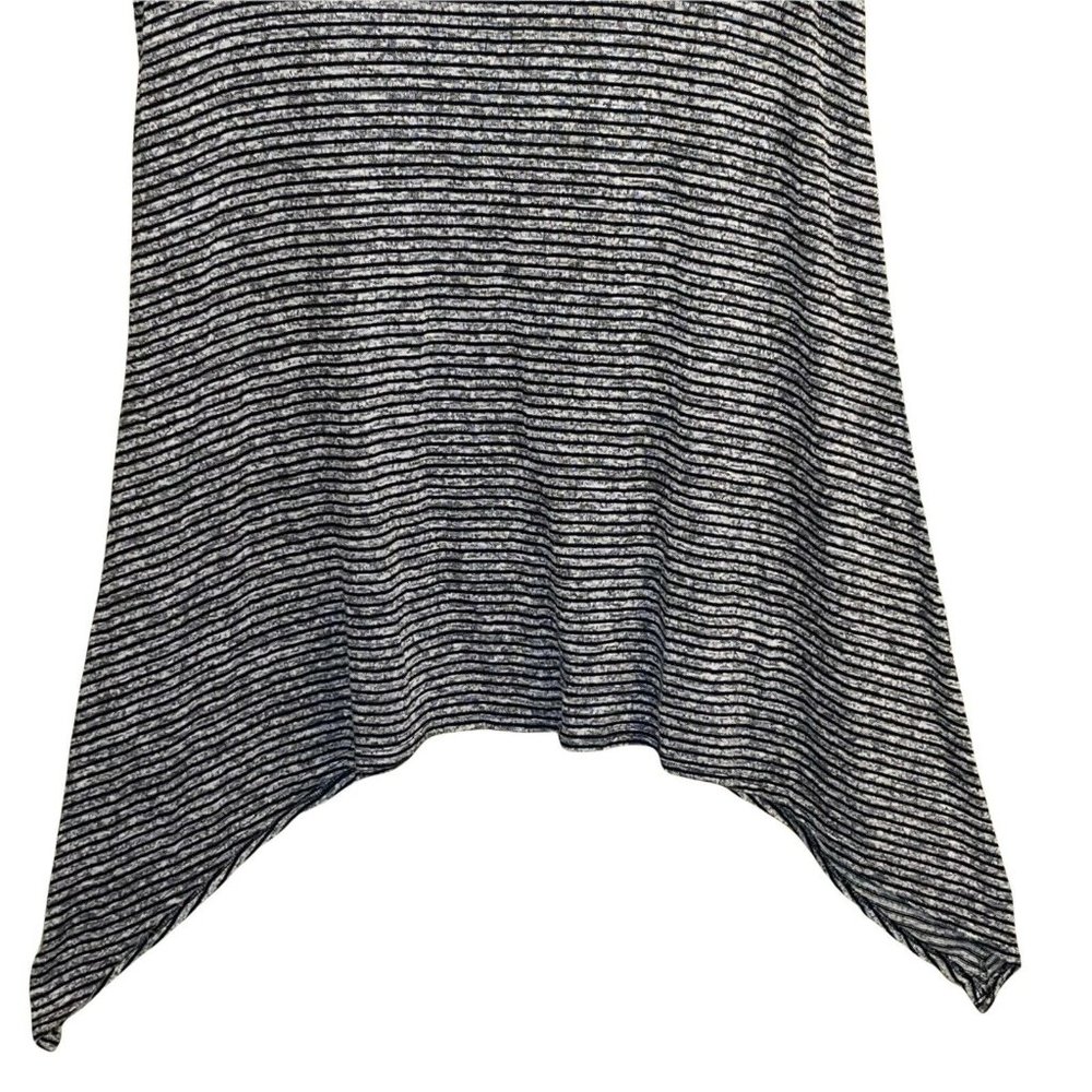 Rue+ Women Swing Dress 4X Striped Black White Short Sleeve Shark Bite Stretch US - Picture 6 of 9